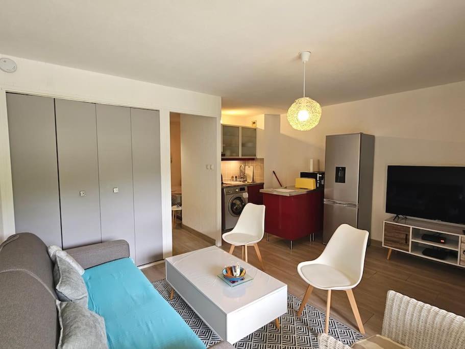 Petit Paradis Classe 3 Etoiles A 200M De La Plage! Terrasse-Wifi-Parking-Clim Сен-Мандрие-сюр-Мер Экстерьер фото
